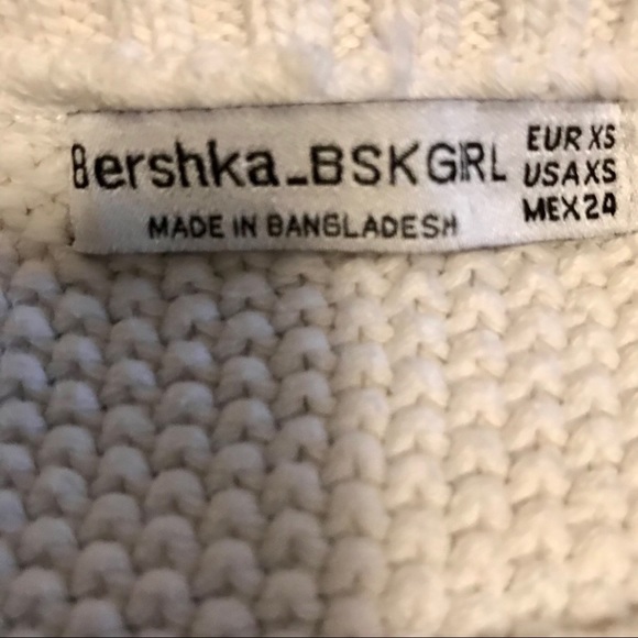 Bershka ..BSKGIRL Crew Neck Sweater - Picture 2 of 3